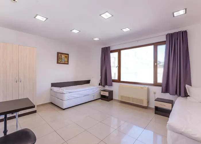 за гости крум אכסניה