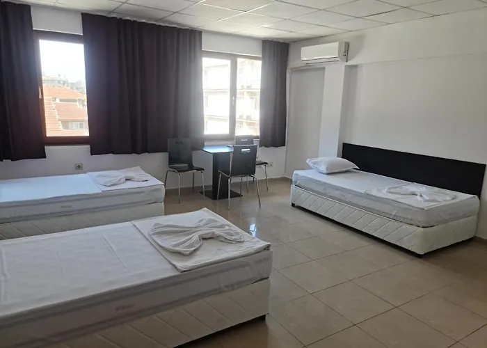 за гости крум * בורגאס